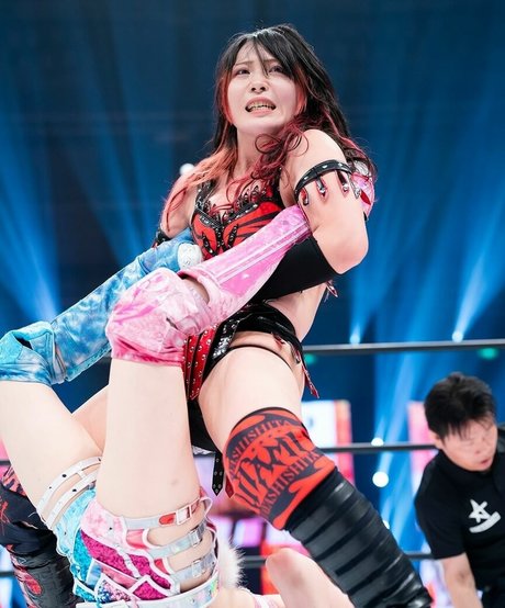 mega-onlyfans erwachsene nacktheit archiv