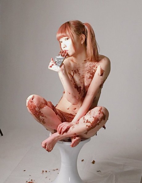 WomenJoshi top kostenlose bild