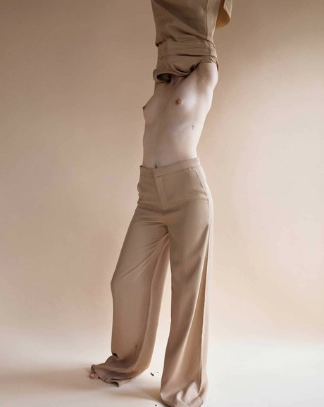 zierliche brünette nur fans schöne pornografische bilder