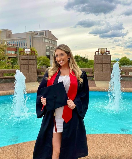 Kayla A top nackten fotos