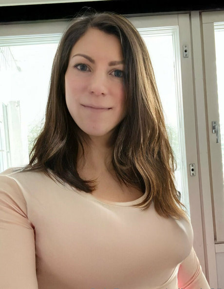 mikaela85 erwachsene erotische bilder