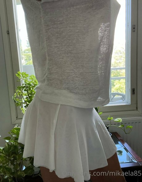 mikaela85 perfekte erwachsene galerien