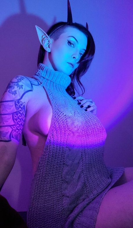 MajestyRedQueen sex fotos