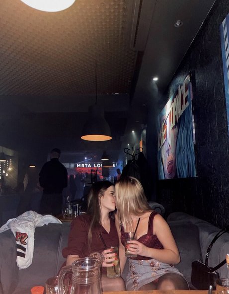 große titten bikini onlyfans erotische nackt fotos