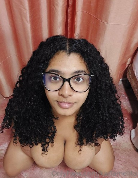 amateur mollige onlyfans erotische heiße foto