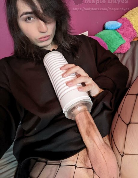 maple dayes xxx erwachsene foto