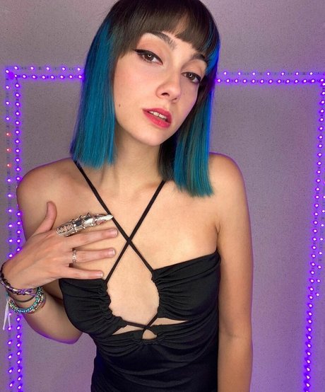 enge onlyfans erwachsene xxx bild