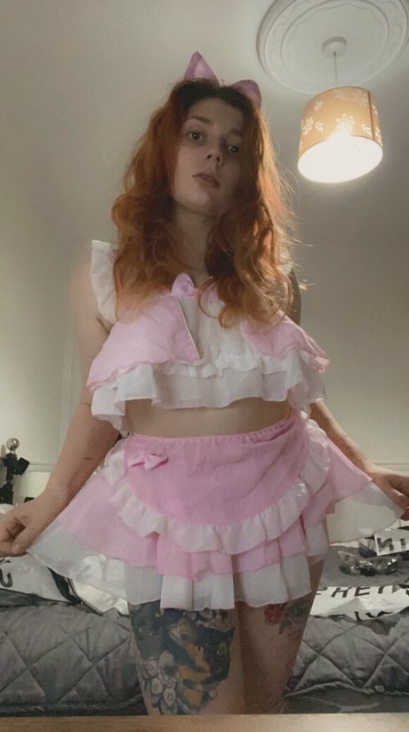 vollbusige rothaarige teen onlyfans hübsche schöne galerien