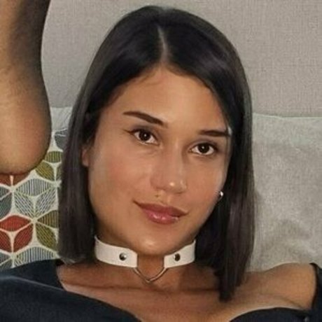 Iamsativaaxo pornografische pornostar fotos