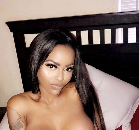 nackte krankenschwester onlyfans sexy hd galerien