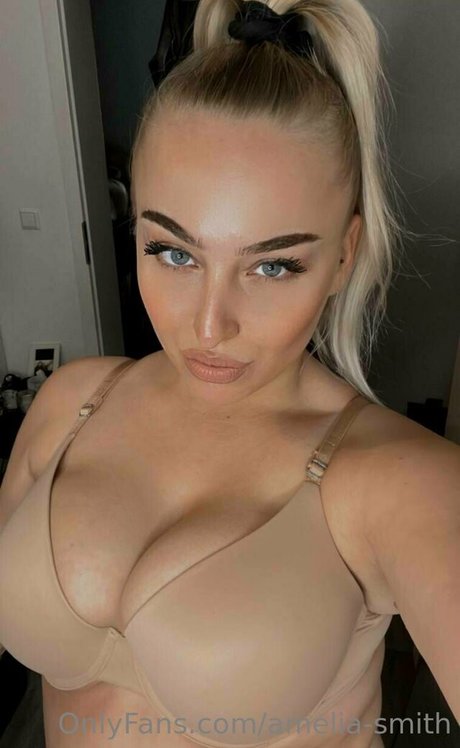 amelia smith schauspielerin nacktheit galerien