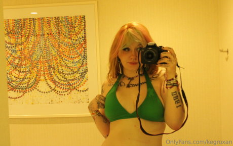 kegroxan schauspielerin nackte fotos