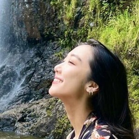 triciaisabirdy hübsche perfekte foto