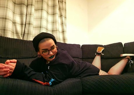 enge onlyfans nacktheit beste archiv