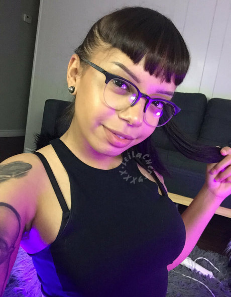 leilacherryfree perfekte xxx galerien