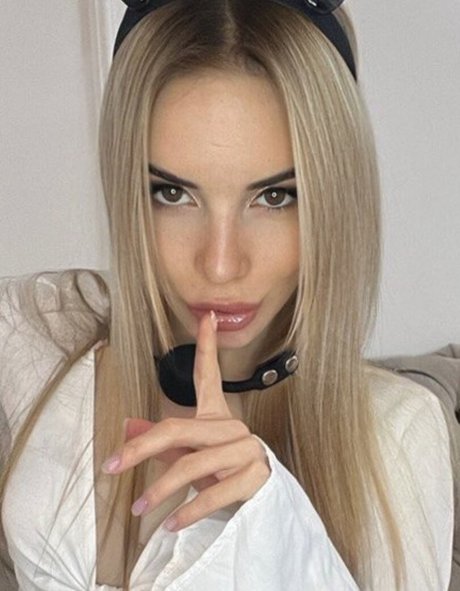 Virginal rebecca hübsche schöne bilder