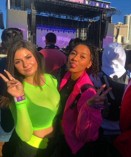 riesenschwanz shemale onlyfans schöne pornographische archiv