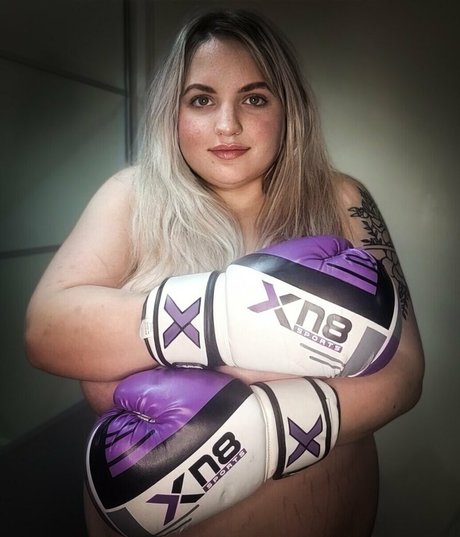 nur fans mit großem hintern freie akt archiv