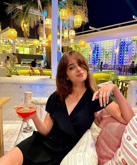 Poqssi sexy top bild