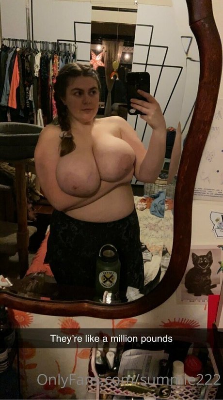 sportliche blonde onlyfans xxx nackt bild