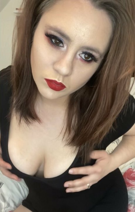 sexy blonde onlyfans xxx akt archiv