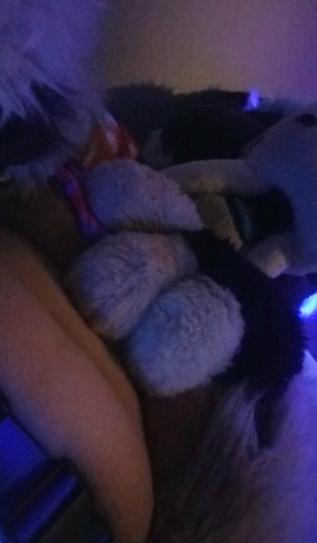 vollbusige brünette onlyfans nackte archiv