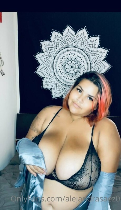 college-onlyfans kunst nette fotos