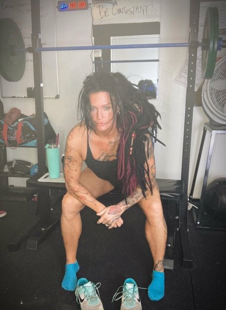 asiatische influencer-onlyfans schöne porno bilder