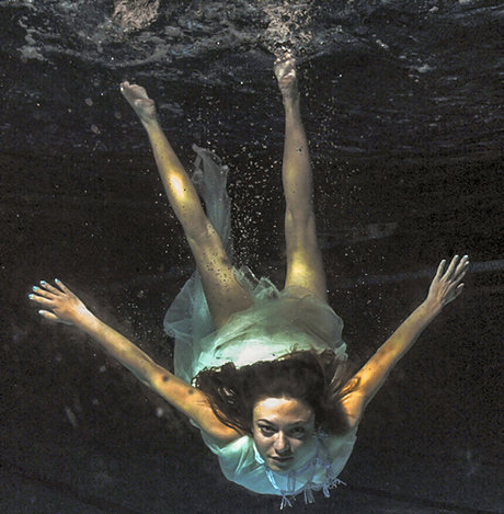 Ilgin Utin hübsche schöne galerie