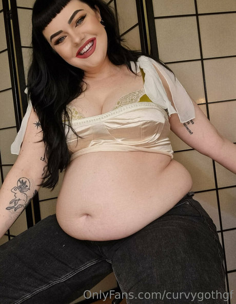 curvygothgf erotische heiße galerie