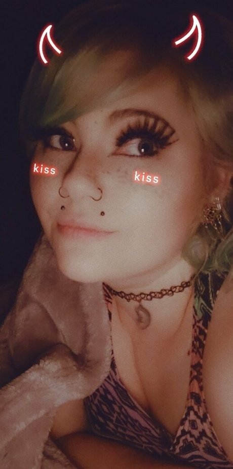 nikkimonstrosity sexy nacktheit bilder