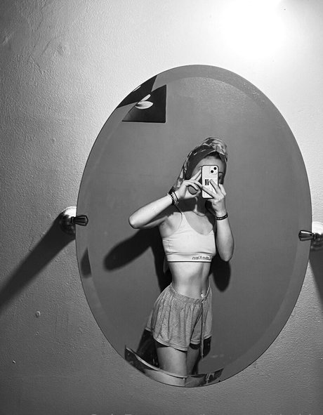 schönes gesicht nur fans exklusive nackten bild