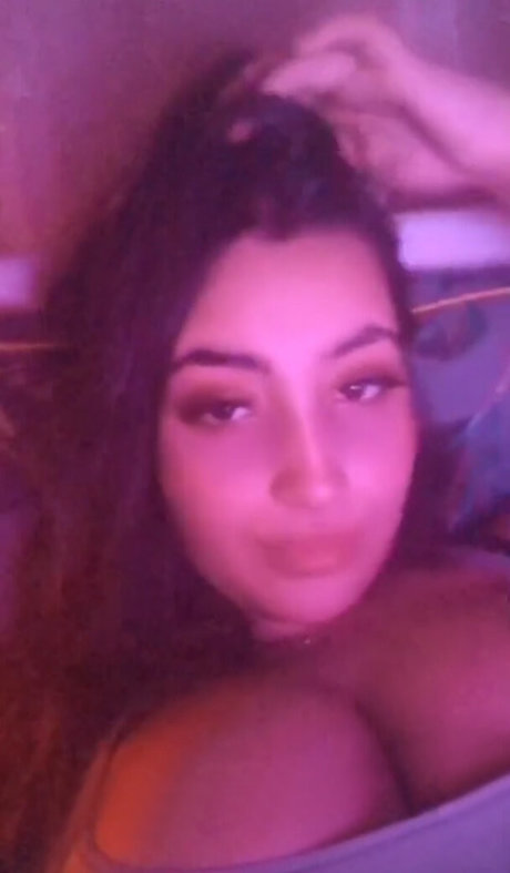 flache onlyfans erotische schöne bilder