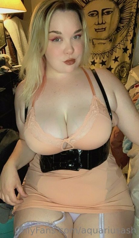 aquariusash sexy schöne fotos