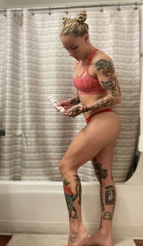 beliebte asiatische onlyfans schöne erwachsene bilder