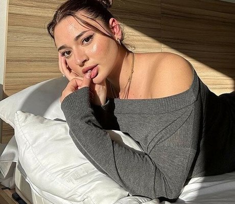 creampie asiatische onlyfans nackte galerien