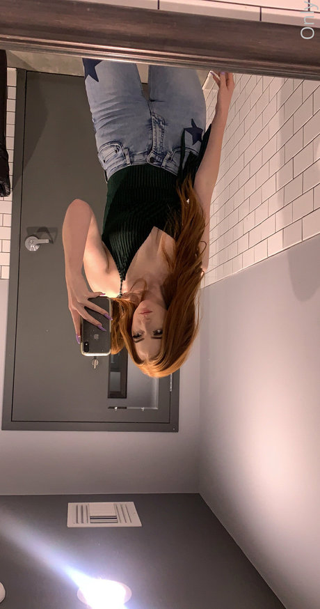 asiatische teen pussy onlyfans kostenlose nette archiv