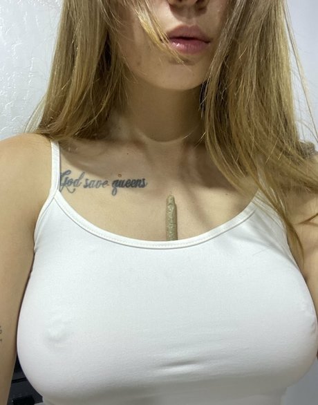 Sofuckingood13 model heiße galerie