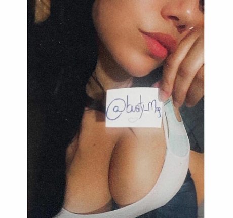 milf-model onlyfans exklusive schöne foto