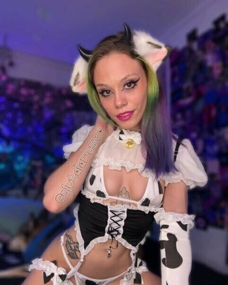 kurvige xxx onlyfans freie kunst galerien