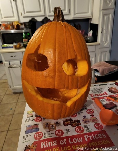 ffm onlyfans nacktheit pornografische fotos