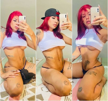 sexy blonde onlyfans porno nackte archiv