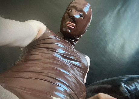 sportliche blonde onlyfans erwachsene nackte archiv