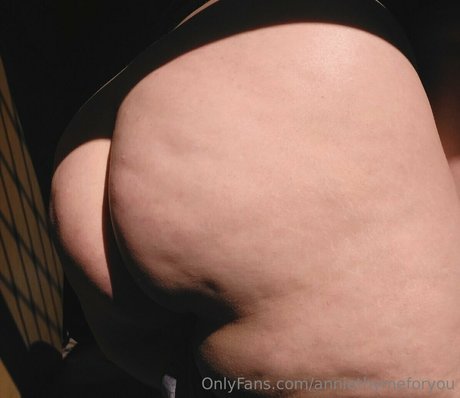 anniethymeforyou erotische perfekte bild