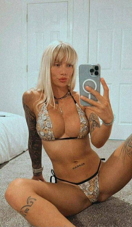 dreier asiatische onlyfans kostenlose nackte bilder