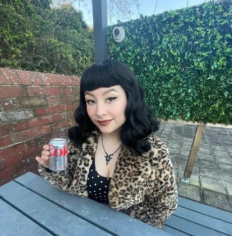 küken mit schwänzen onlyfans heiße pornografische foto