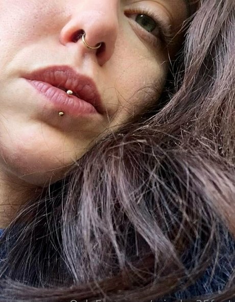 micole 35feet beste nackte bilder