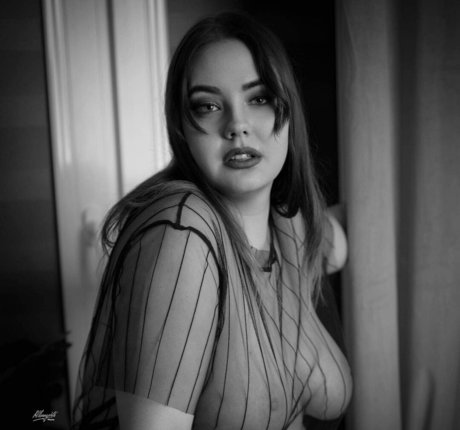 muttermilch-onlyfans kostenlose nackte foto