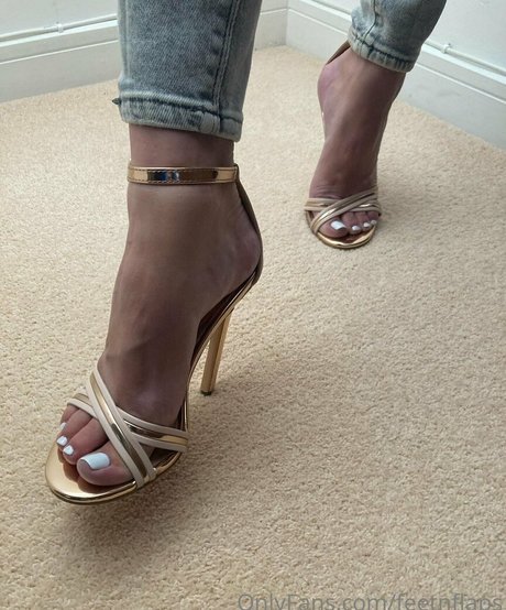 feetnflaps top erotische bild