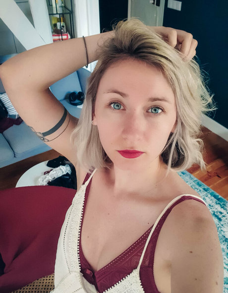 amber onlyfans nackt kostenlose bild